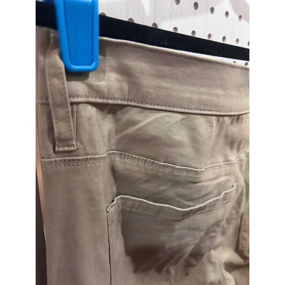 Chaps Women Stretch Khaki Straight Leg Pants Size 10 - Picture 9 of 9